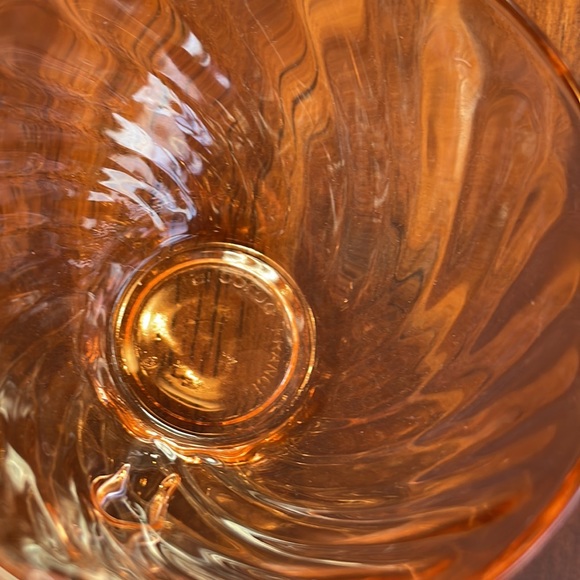 Arcoroc France Pink Rosaline Glass Dinneware - Picture 3 of 4